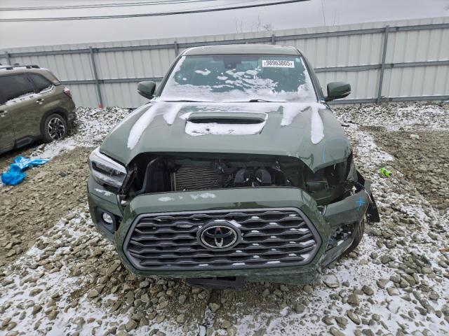 Toyota Tacoma Double Cab Image 4