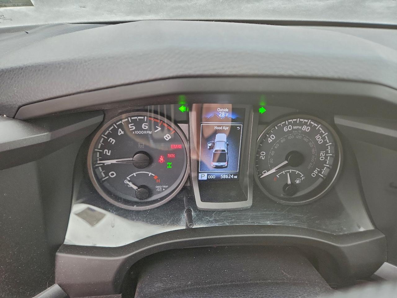 Toyota Tacoma Double Cab Image 7