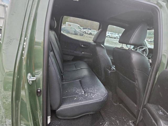 Toyota Tacoma Double Cab Image 5