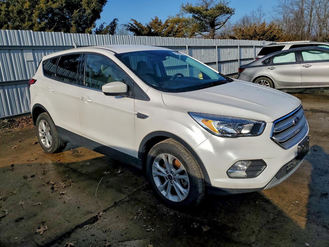 Ford Escape Se Image 10