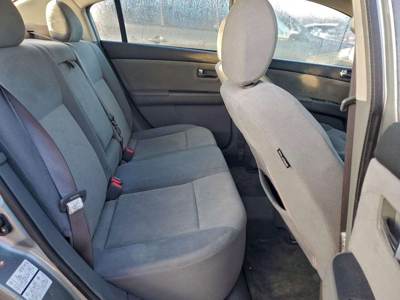 Nissan Sentra 2.0 Image 10