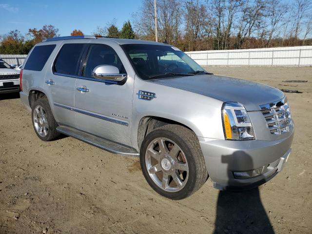 Cadillac Escalade Luxury Image 9