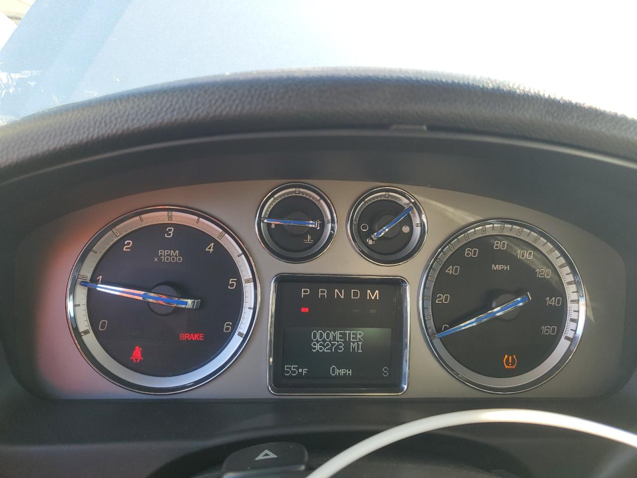 Cadillac Escalade Luxury Image 3