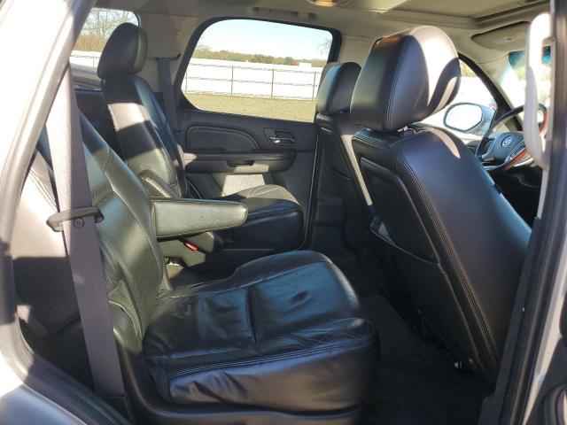 Cadillac Escalade Luxury Image 10