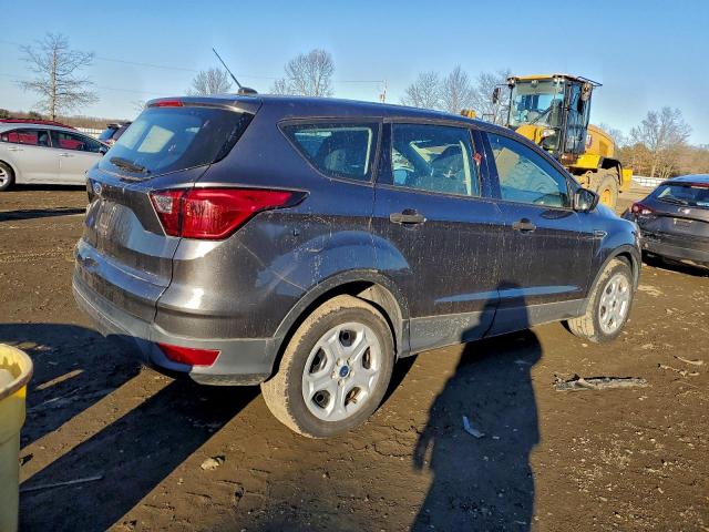 Ford Escape S Image 8