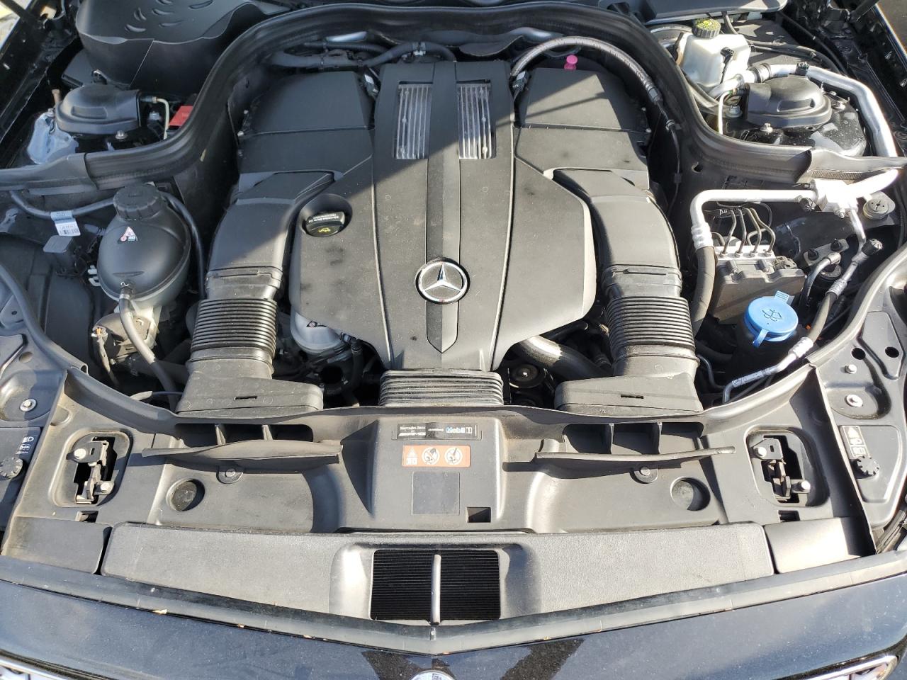 Mercedes-Benz C-Class 400 4matic Image 8