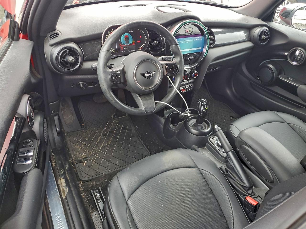 MINI Cooper Image 11