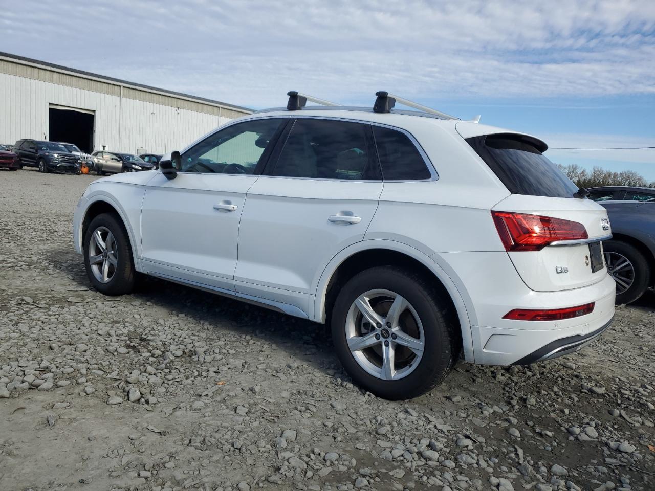 Audi Q5 Premium 40 Image 11
