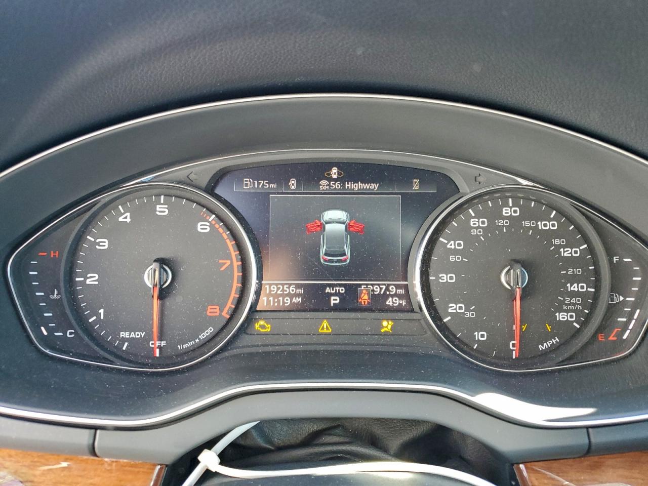 Audi Q5 Premium 40 Image 10