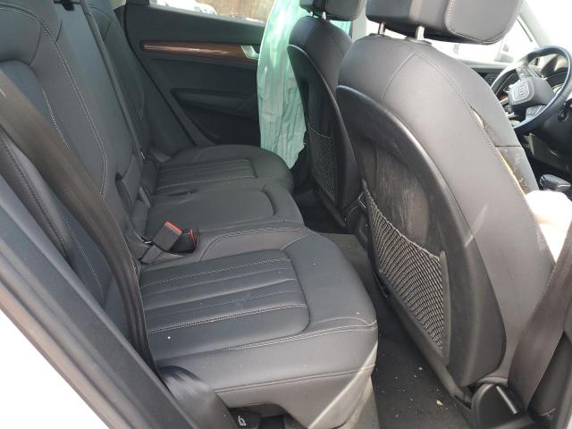 Audi Q5 Premium 40 Image 6