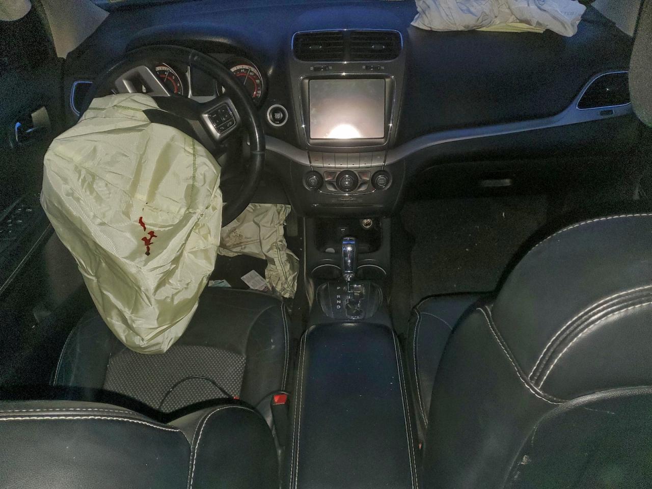 Dodge Journey Crossroad Image 11