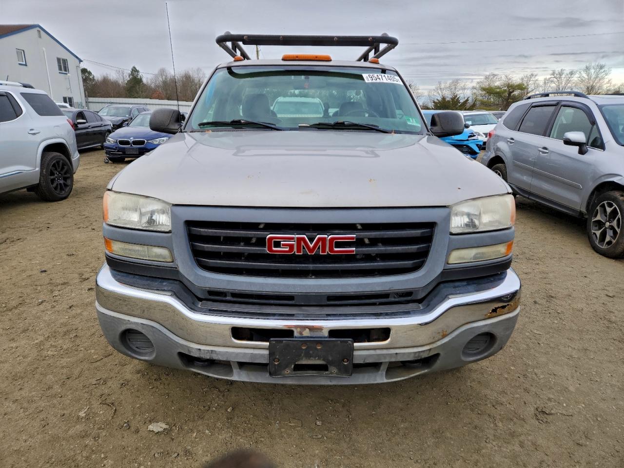 GMC Sierra K2500 Heavy Duty Image 6