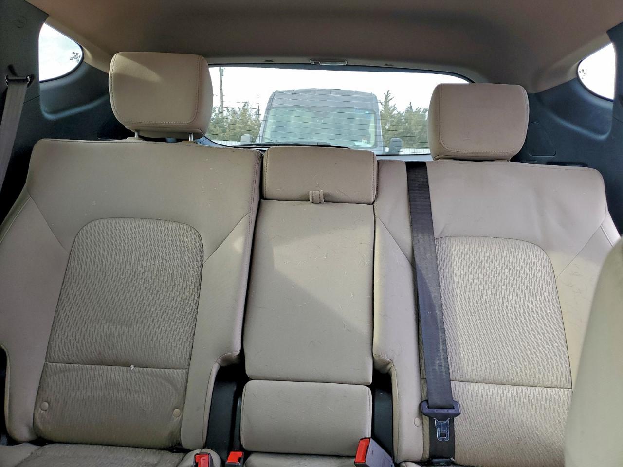 Hyundai SANTA FE Image 8