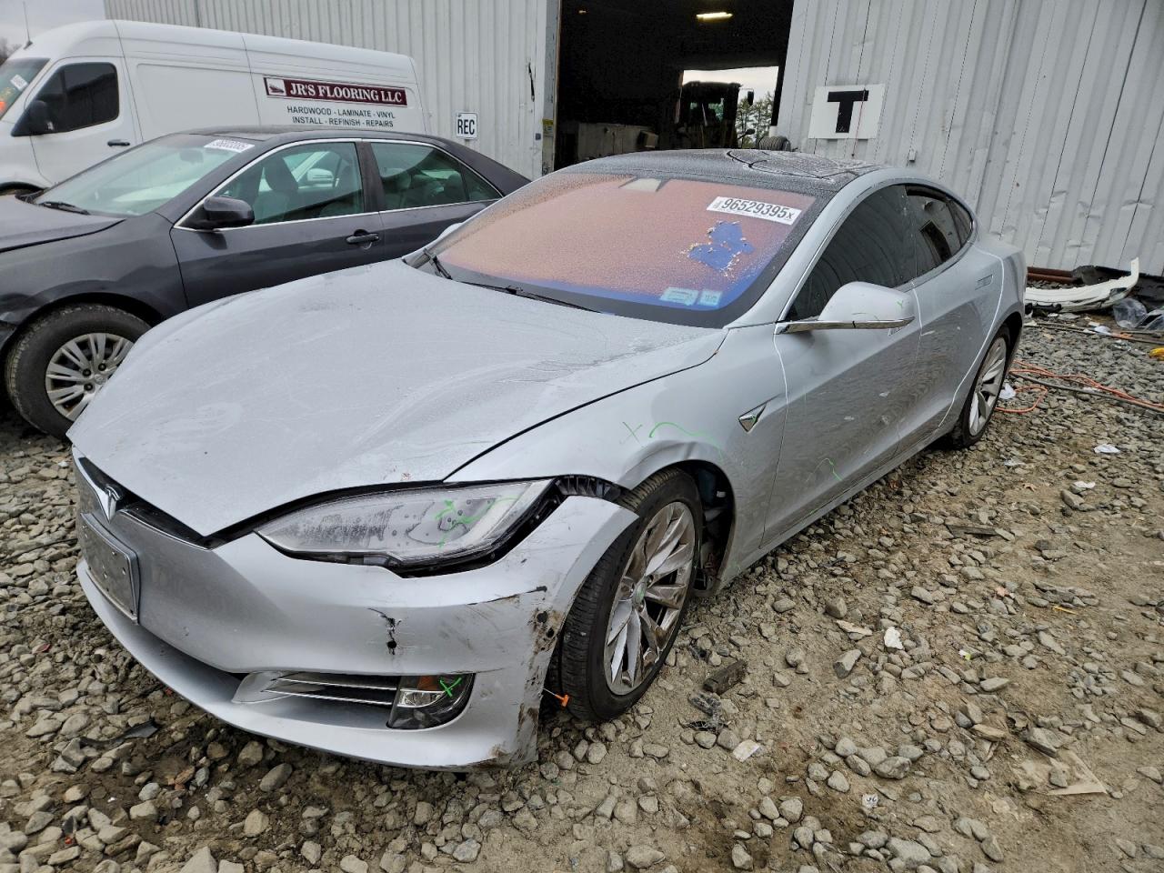 Tesla Model S Image 1