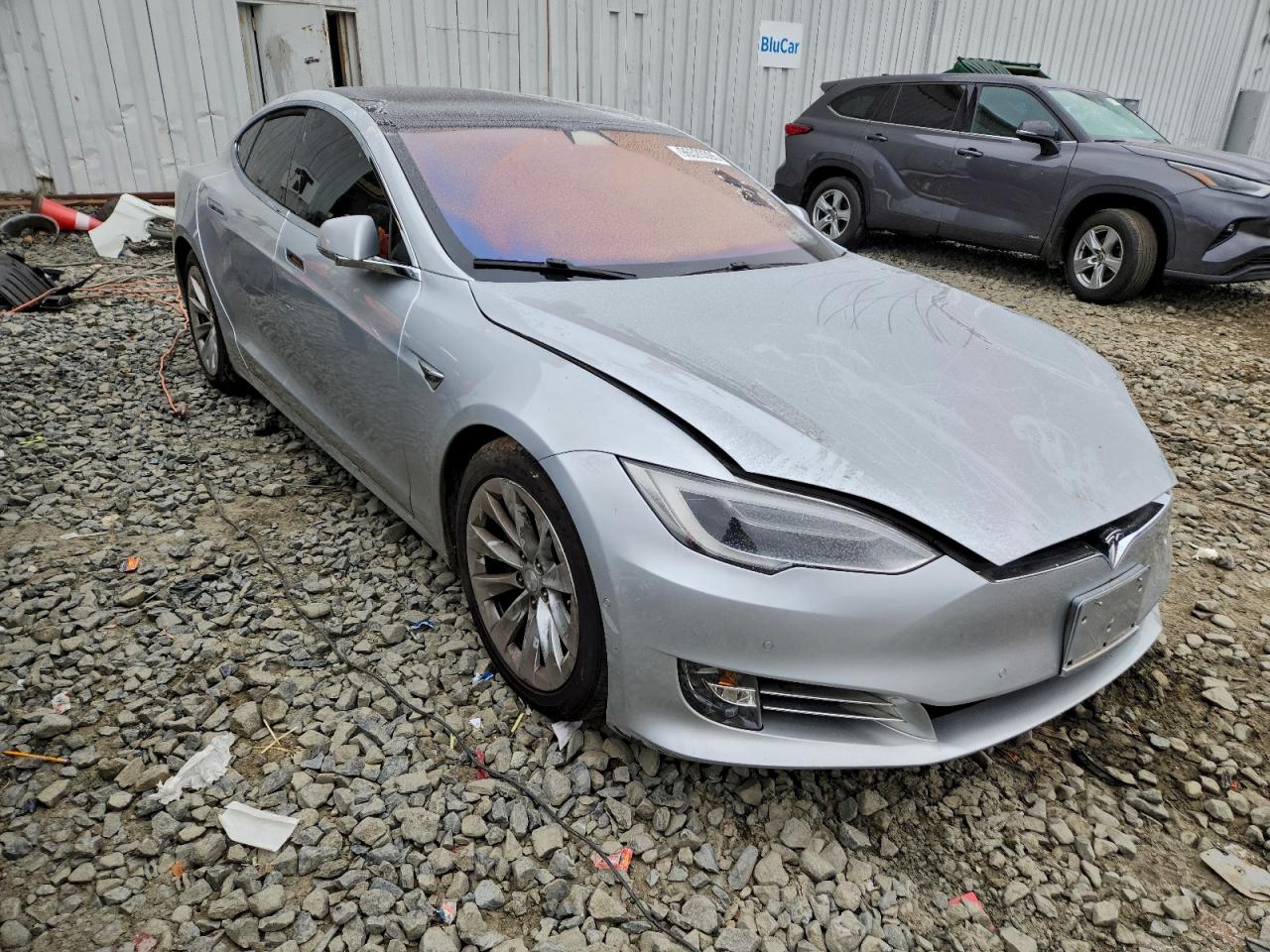 Tesla Model S Image 3