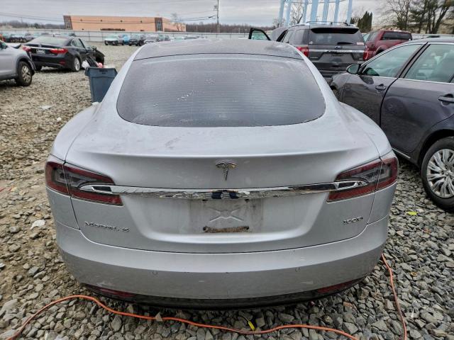 Tesla Model S Image 7