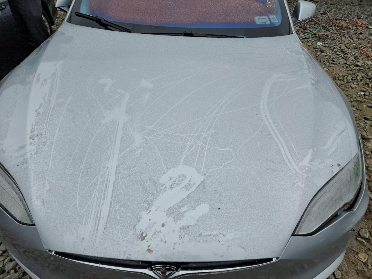 Tesla Model S Image 11