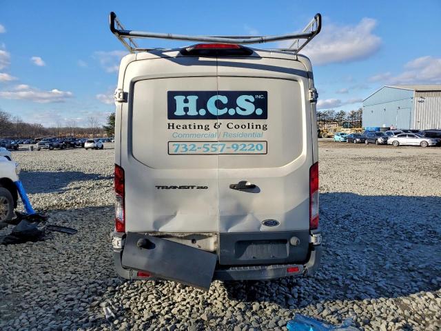 Ford Transit T-250 Image 6