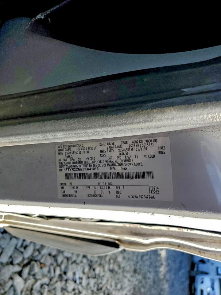 Ford Transit T-250 Image 4