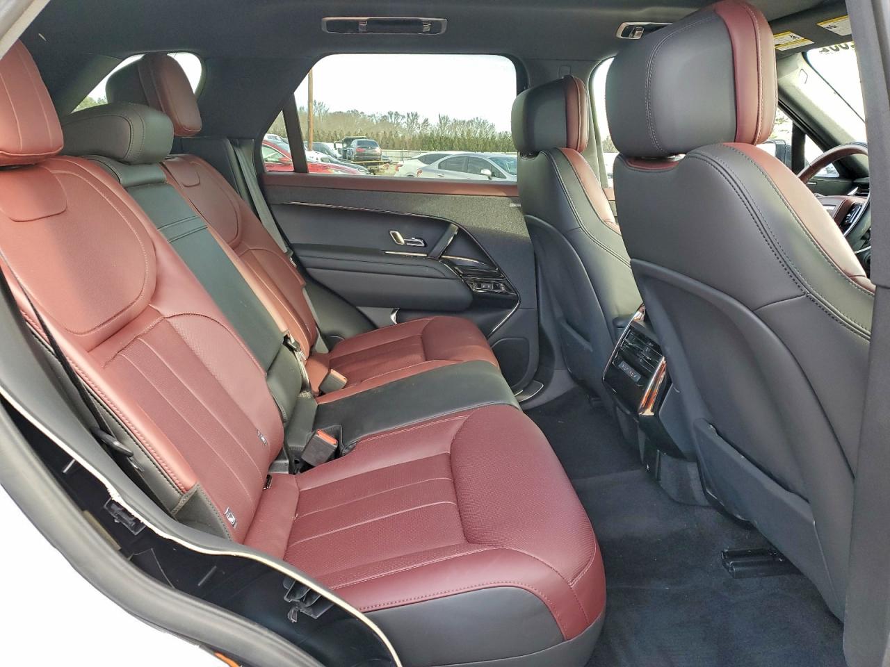 Land Rover Range Rover Dynamic Se Image 6