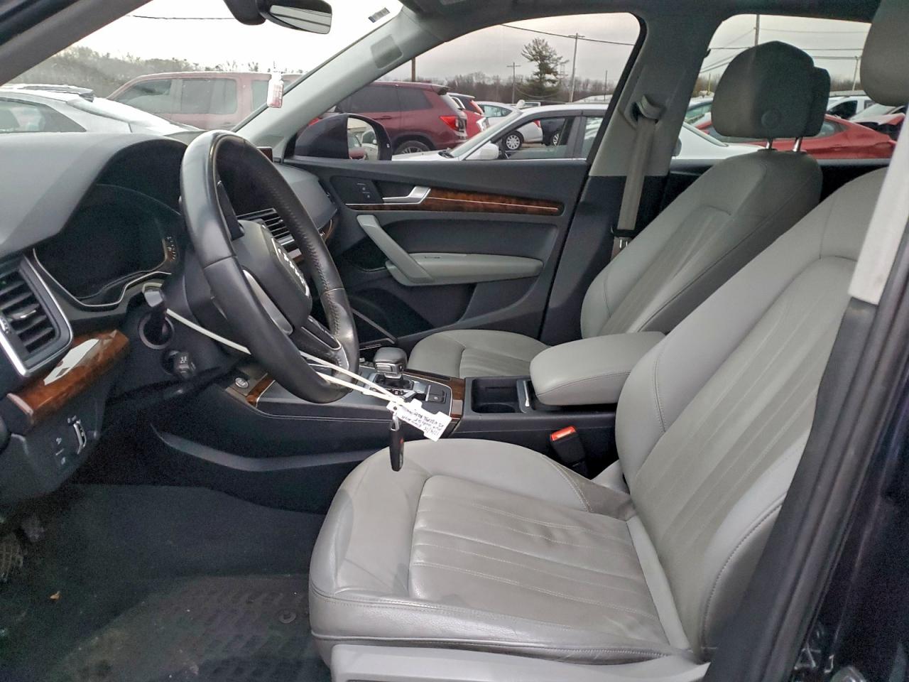 Audi Q5 Premium Plus Image 5