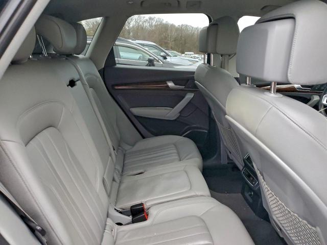 Audi Q5 Premium Plus Image 6