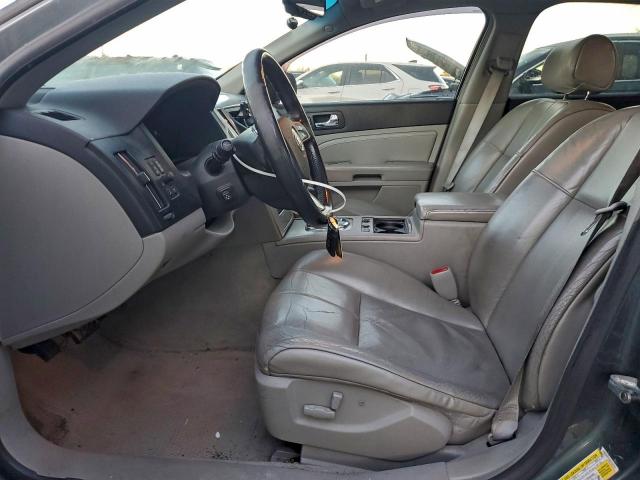 Cadillac STS Image 9