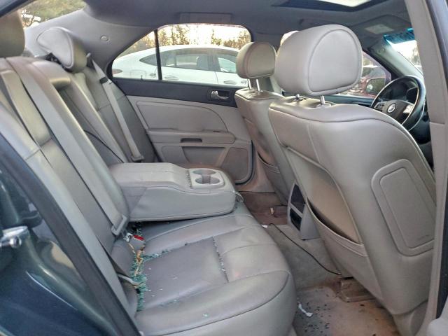 Cadillac STS Image 10