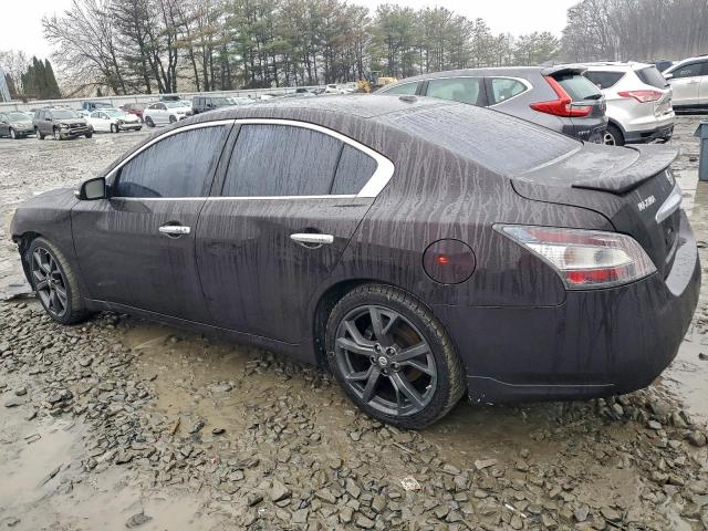 Nissan Maxima S Image 4