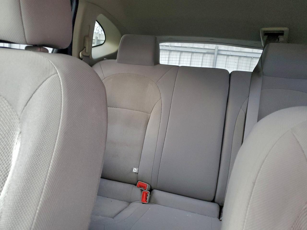 Nissan Rogue S Image 8