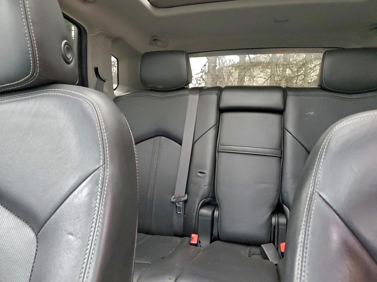 Cadillac SRX Luxury Collection Image 6