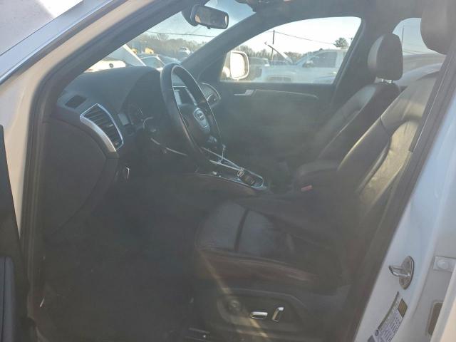 Audi Q5 Premium Image 2