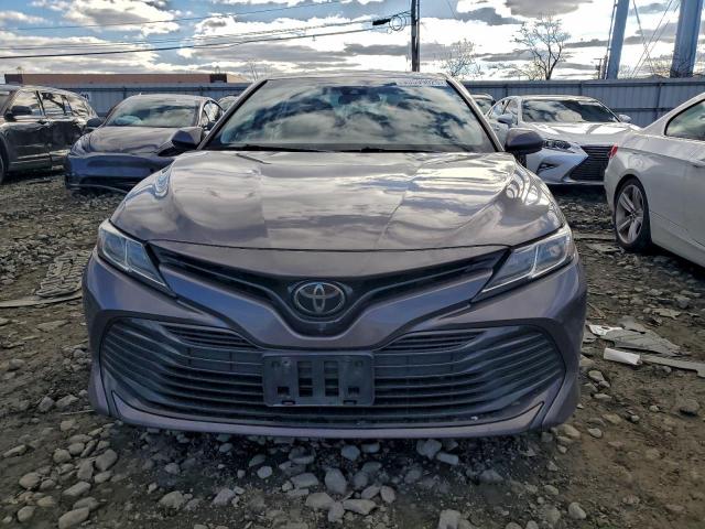 Toyota Camry L Image 5