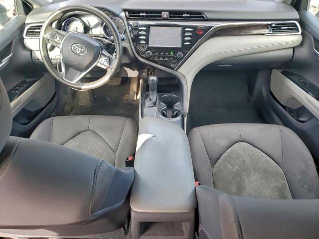 Toyota Camry L Image 7