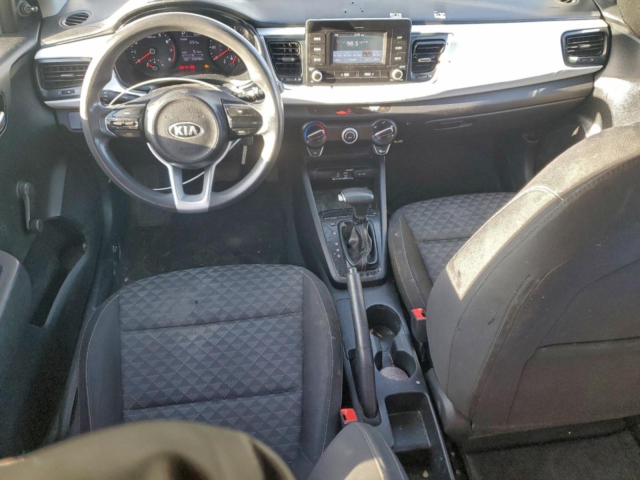 Kia Rio Lx Image 2