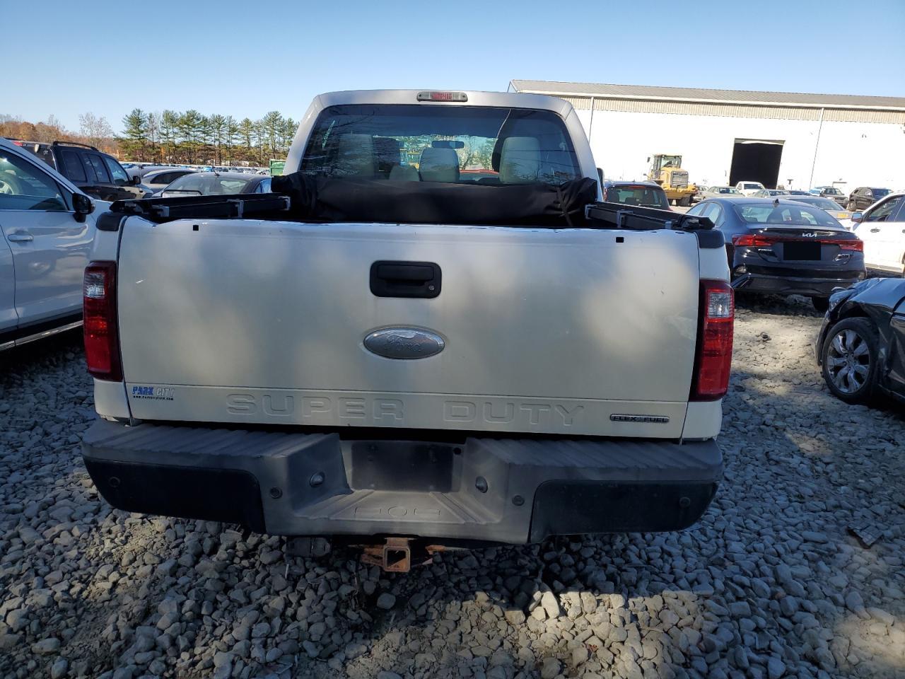 Ford F-250 Super Duty Image 10