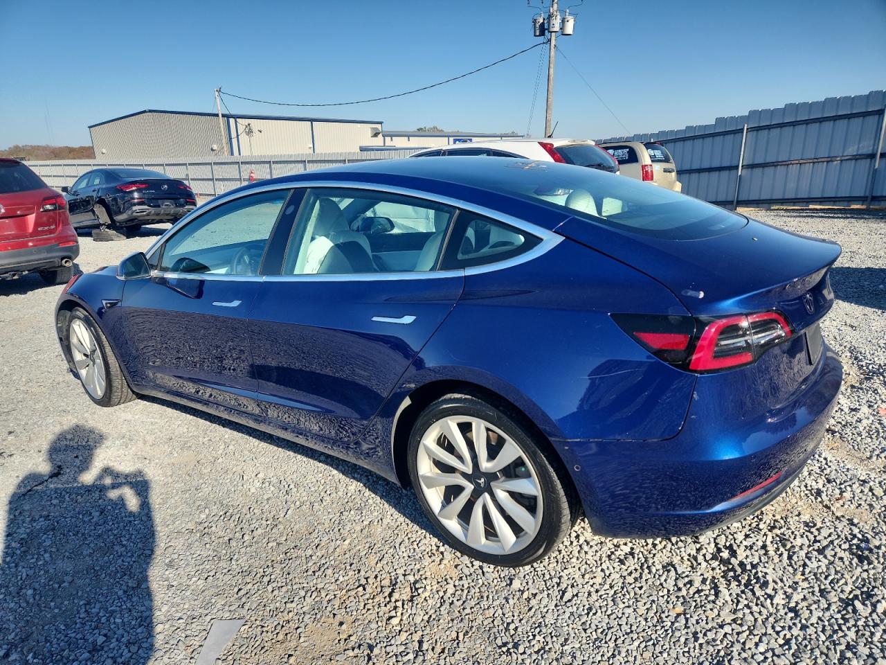 Tesla Model 3 Image 11