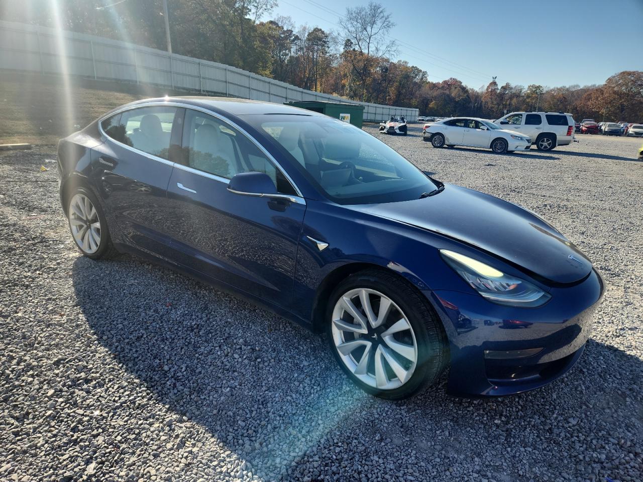 Tesla Model 3 Image 10