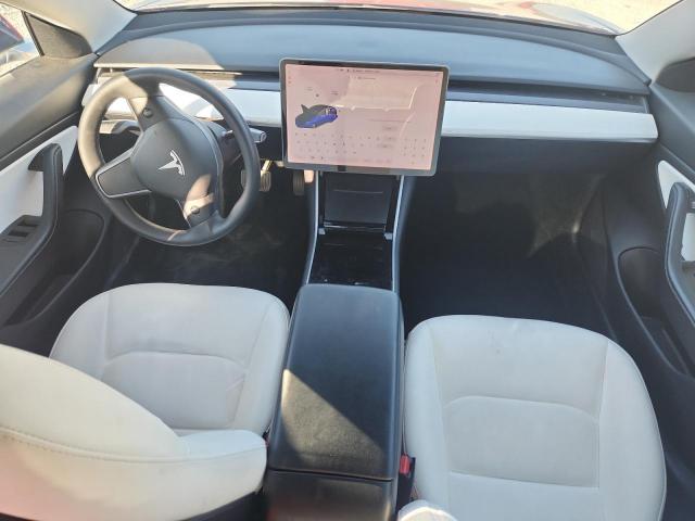 Tesla Model 3 Image 6