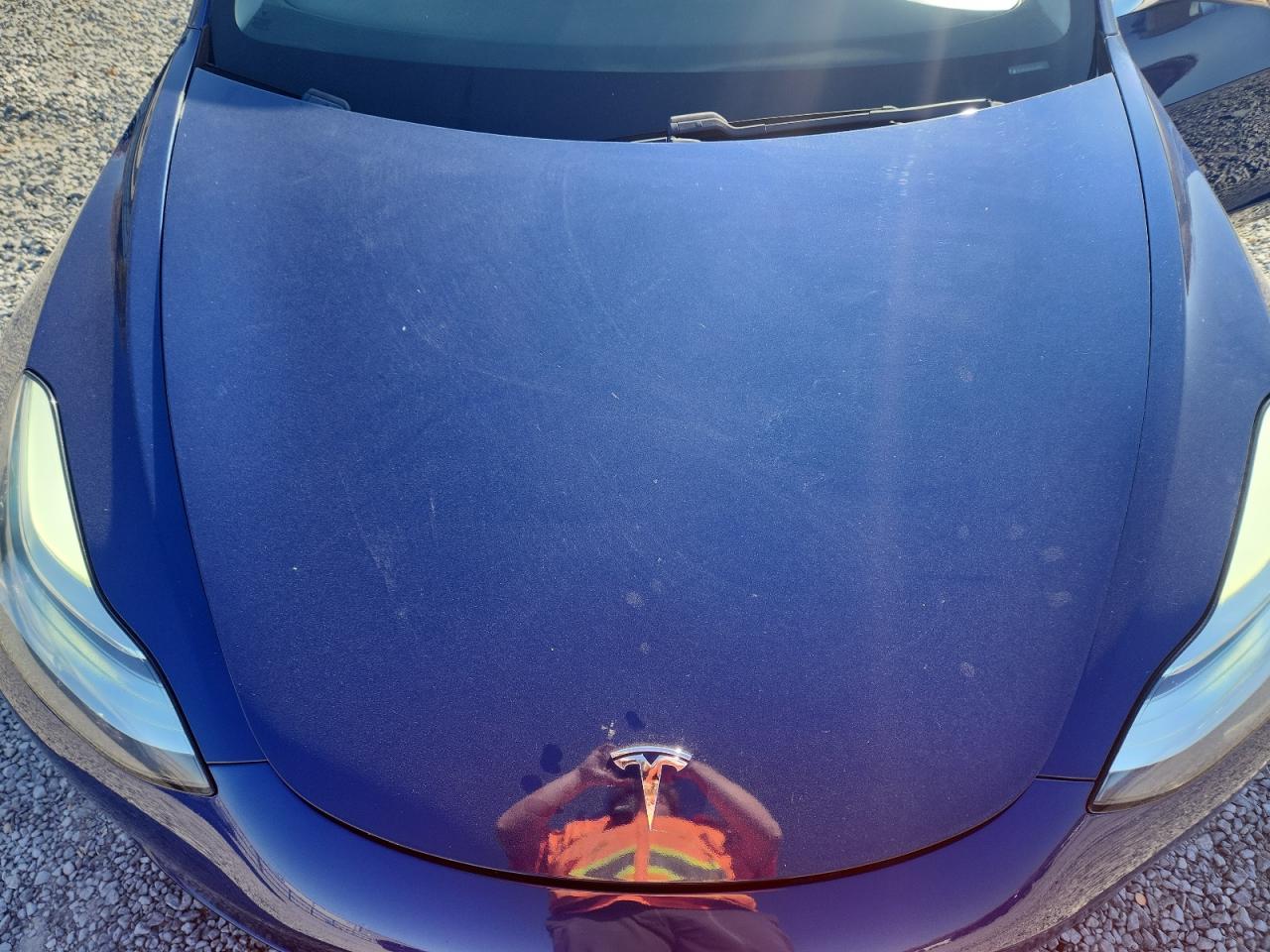 Tesla Model 3 Image 9