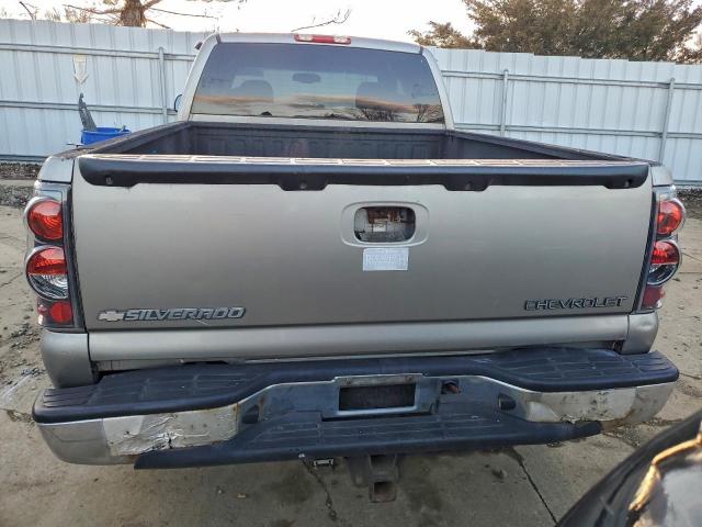 Chevrolet Silverado K1500 Image 5