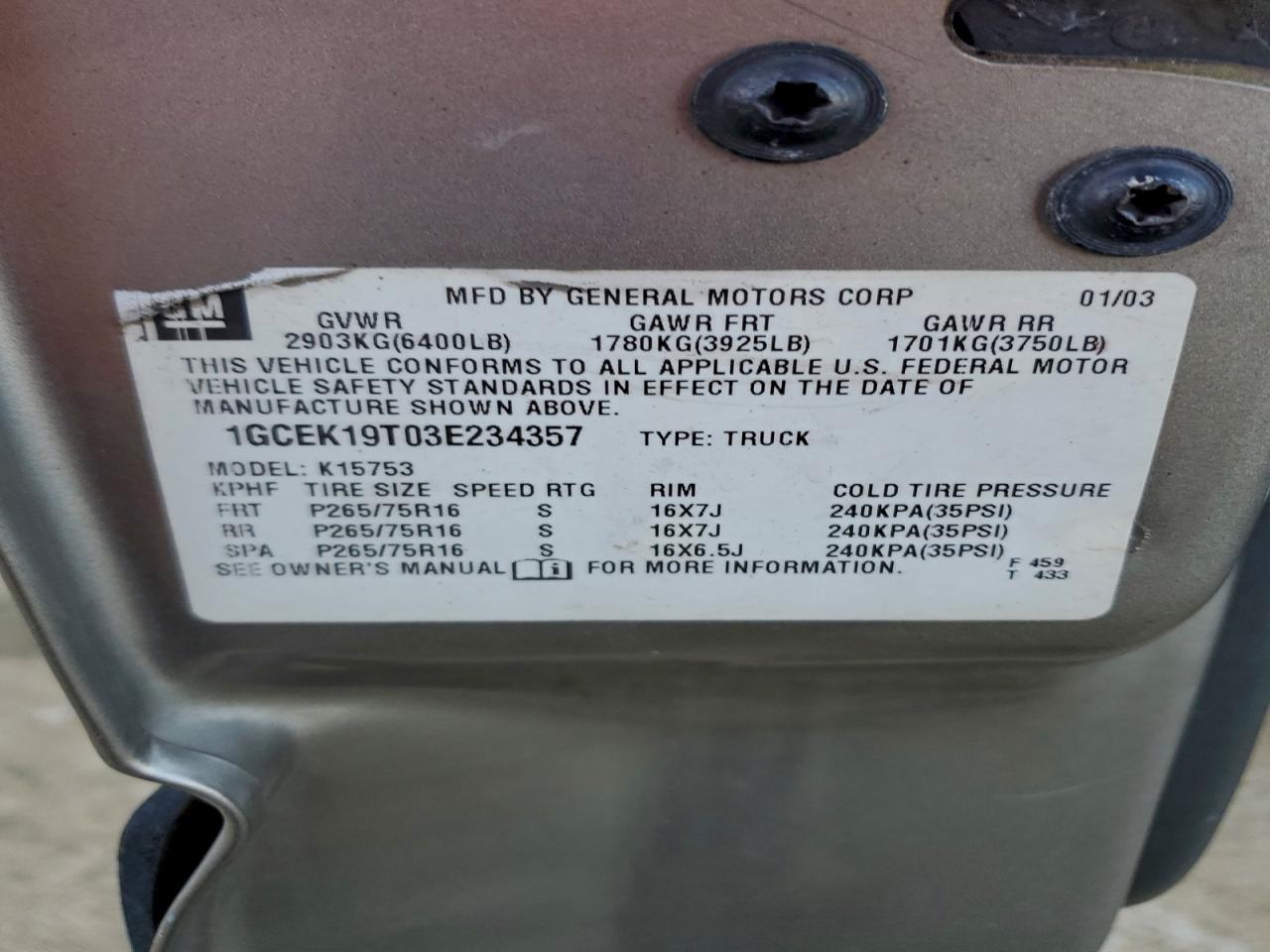 Chevrolet Silverado K1500 Image 11