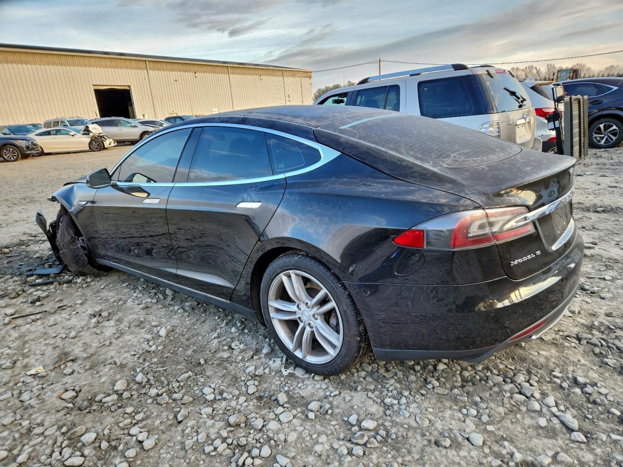 Tesla Model S Image 2