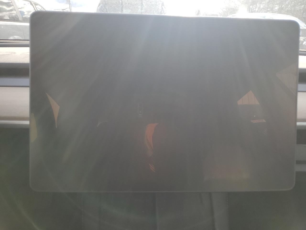 Tesla Model 3 Image 10