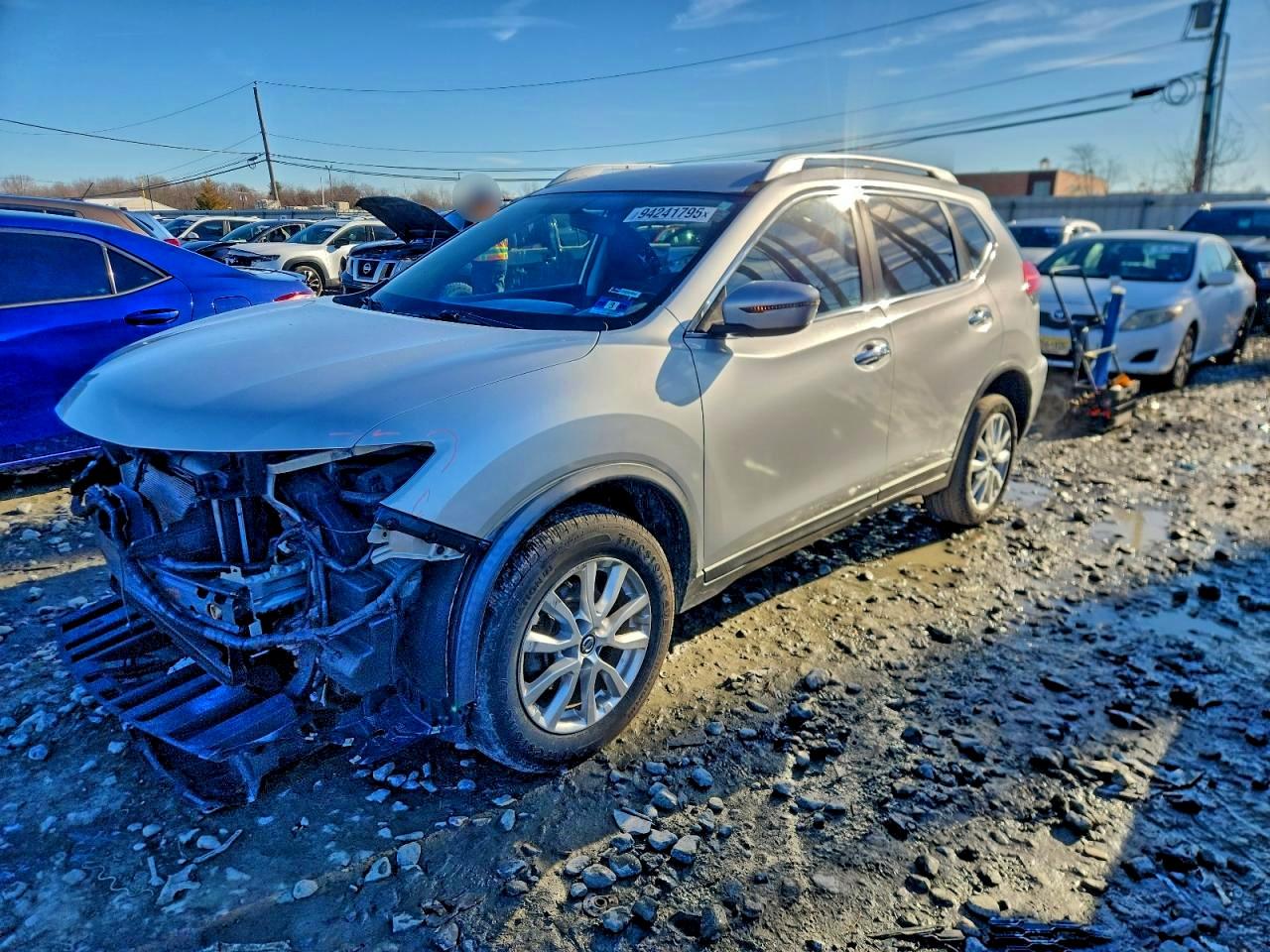 Nissan Rogue S Image 1