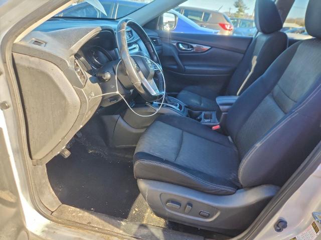 Nissan Rogue S Image 5