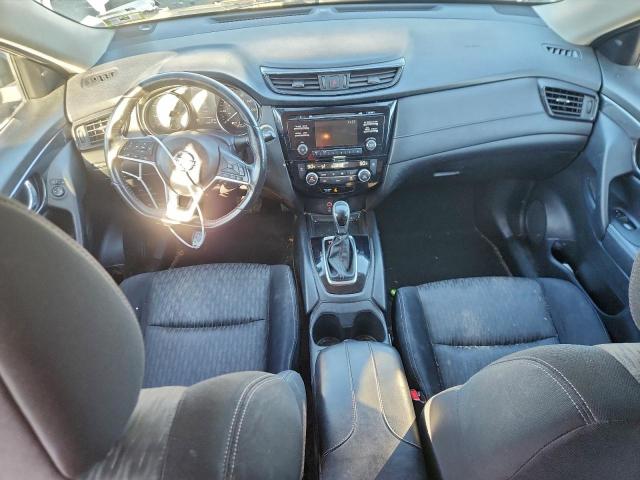 Nissan Rogue S Image 2