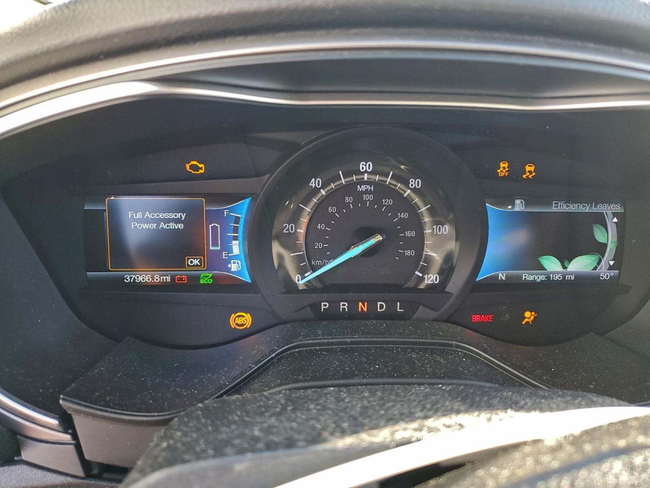 Ford Fusion Se Image 9