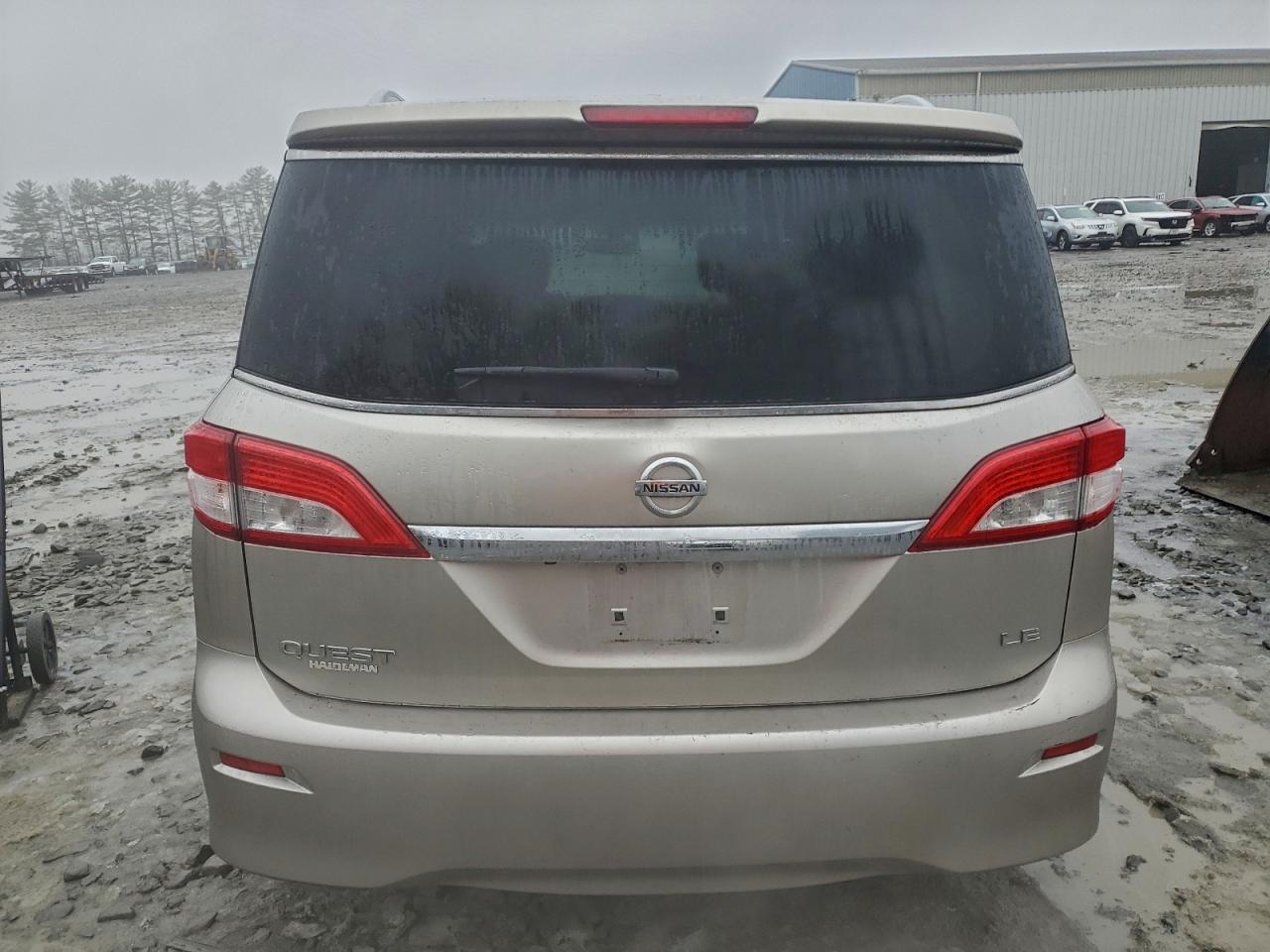 Nissan Quest S Image 12