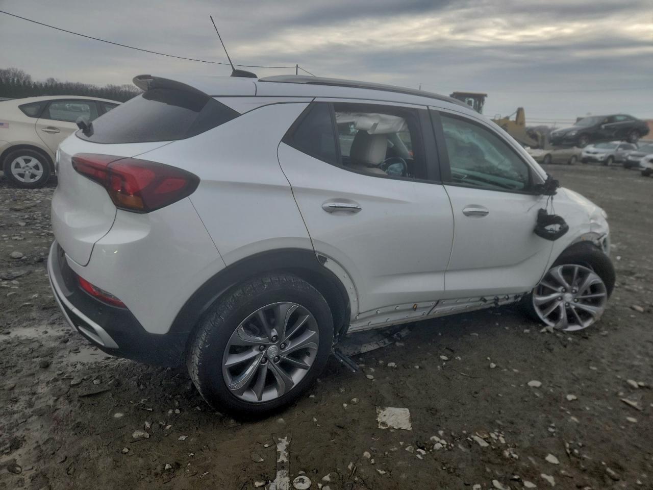 Buick Encore Select Image 3